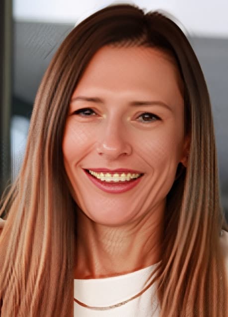 Portrait of Sandra Peraic-Flunger