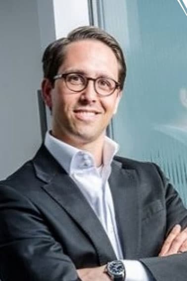 Oskar Gruber, Transaction Advisory Services