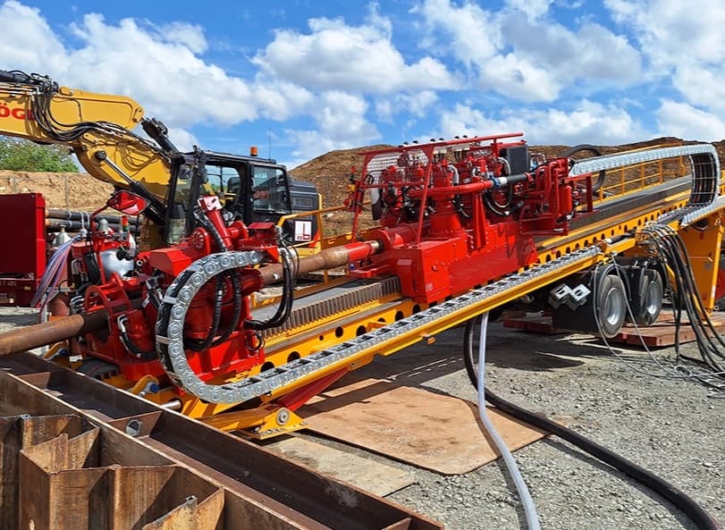 Underground cable installation machinery